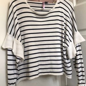 Stripped cropped ruffle sleeve sweater.